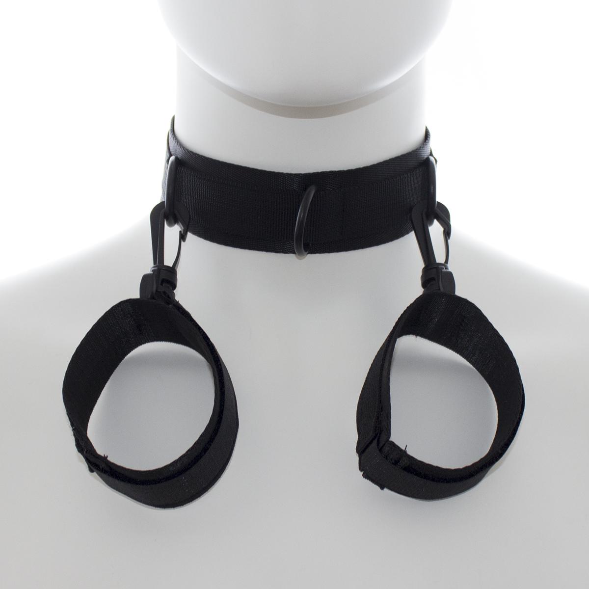 Collar/Hand Cuffs Black