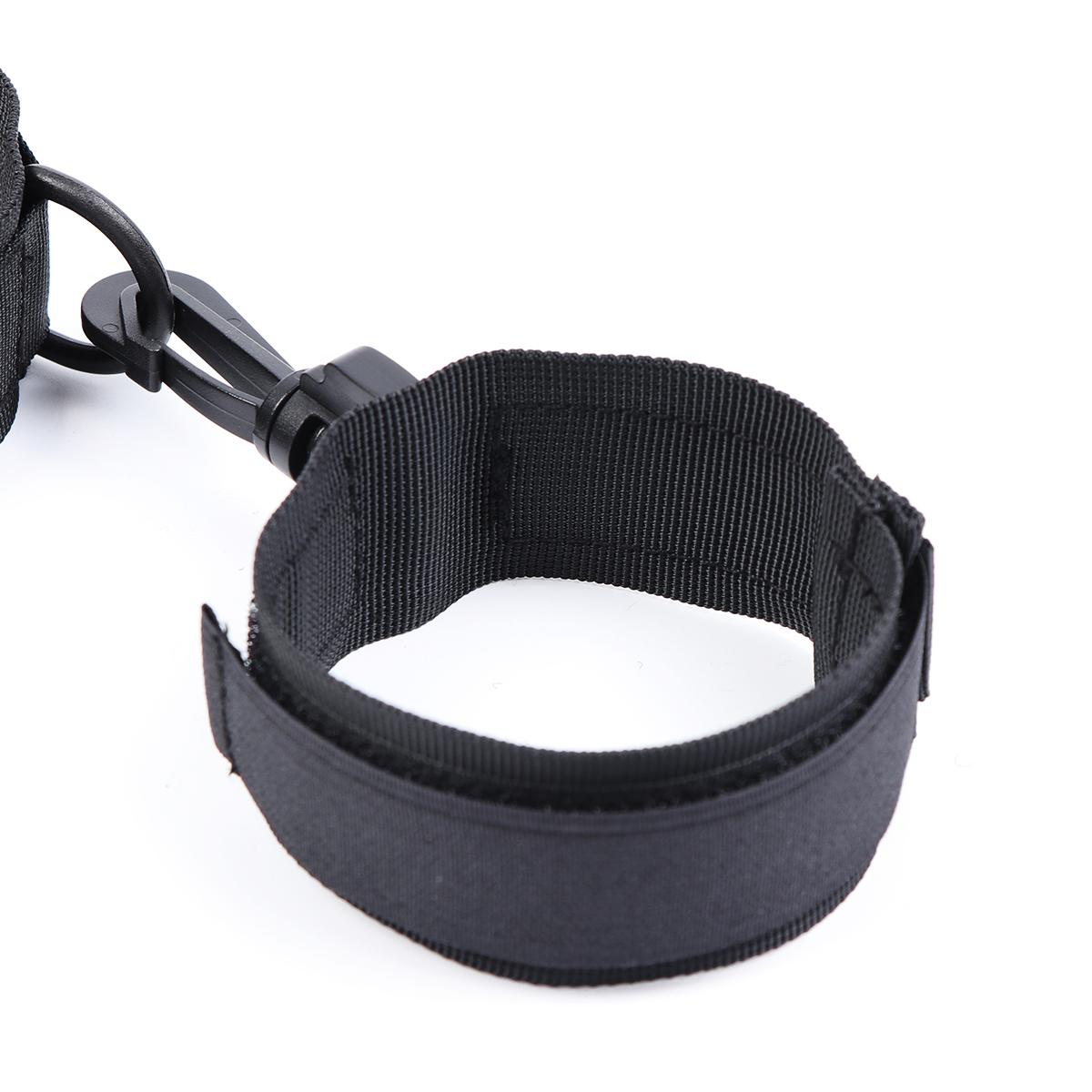 Collar/Hand Cuffs Black